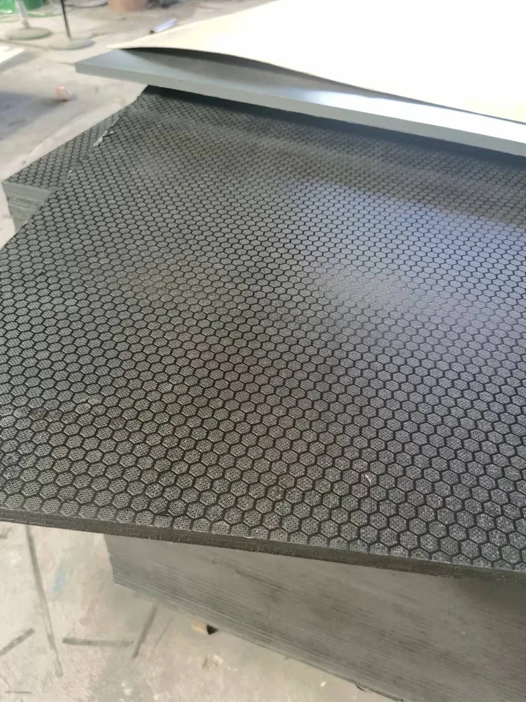 Anti-Slip Plywood Product Photo