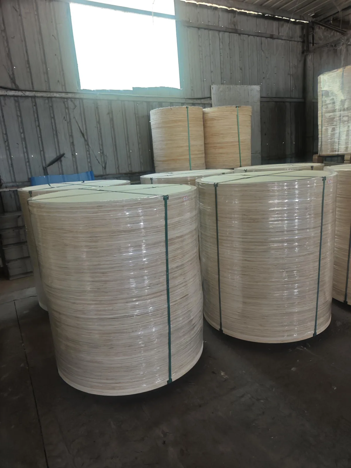 Batch of plywood cable reel flanges in production
