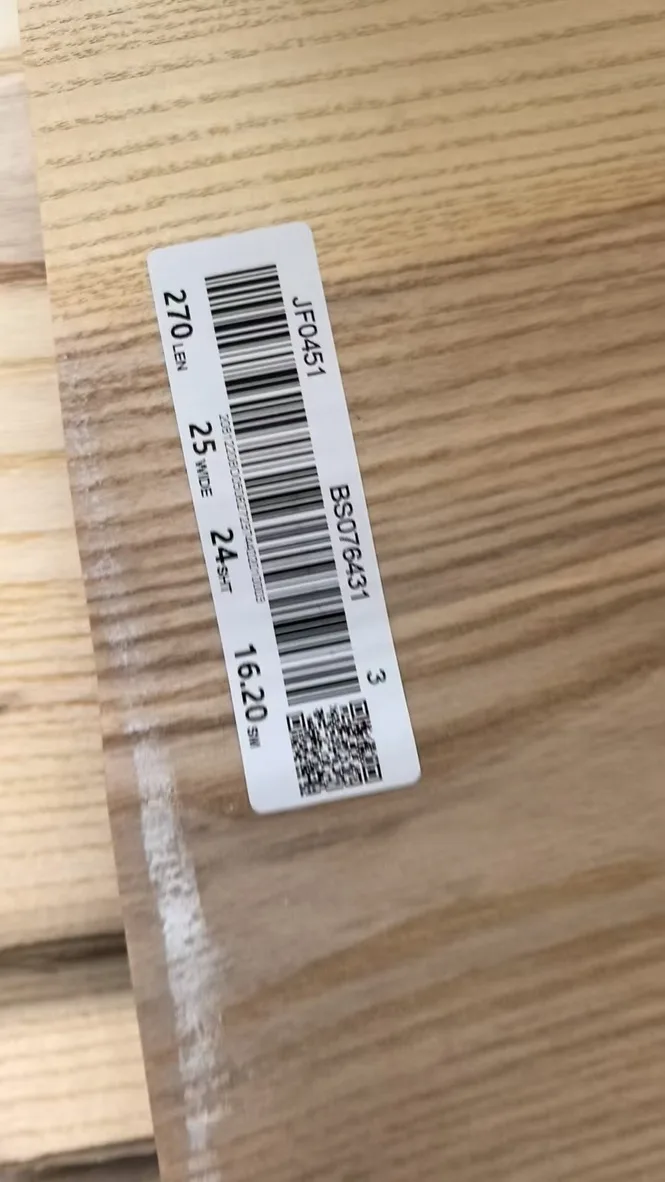 Decorative veneer panel edge