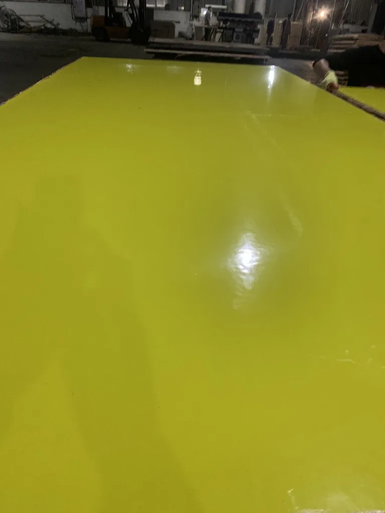 Green film faced plywood 01
