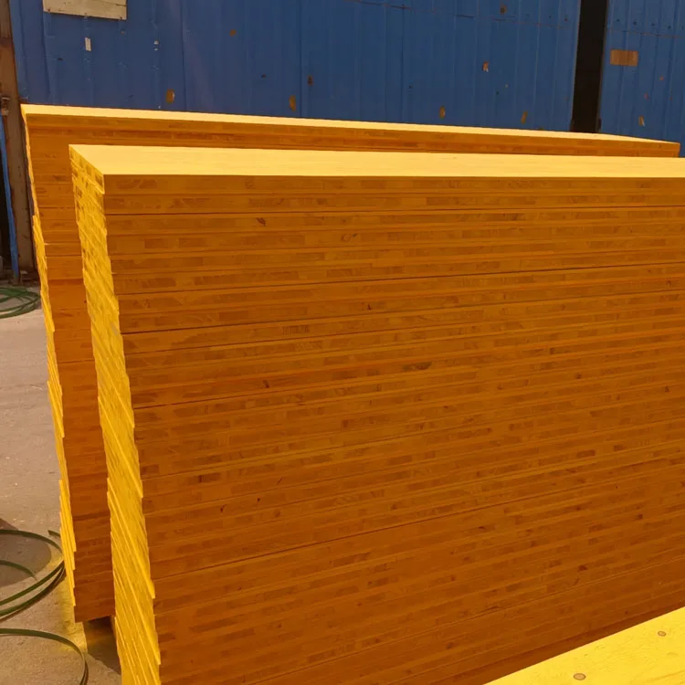 Three-layer formwork panel stack